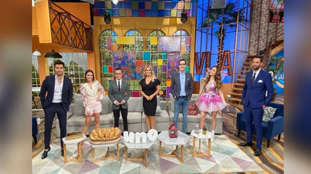 “¿Y ese bolillo?”: Audiencia reacciona a los ridículos adornos de ‘Venga La Alegría’