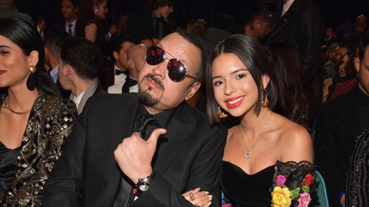 Pepe y Ángela Aguilar enternecen a las redes sociales con bonito recuerdo en familia