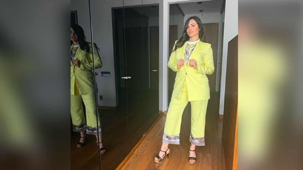 “Cochina, se te ve el pe…”: Luz Elena González posa en ‘ridículo’ traje amarillo
