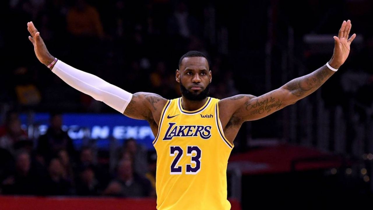 ¿LeBron James a la presidencia de EU? Un rival lo perfila como candidato