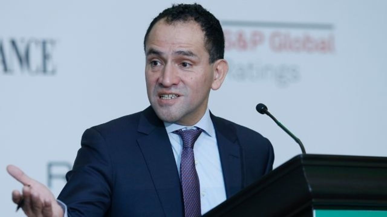 El secretario de Hacienda, Arturo Herrera, confirma tener coronavirus