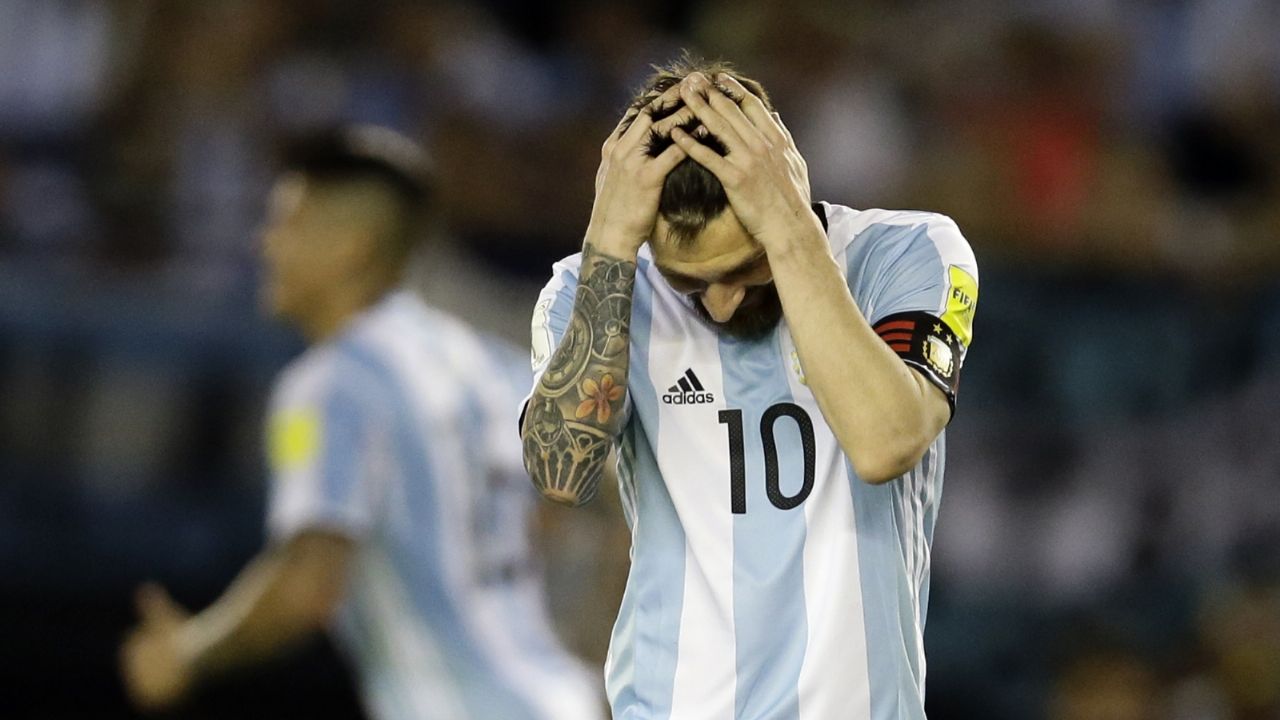 Congestión de eliminatorias retrasará sorteo de Mundial 2022