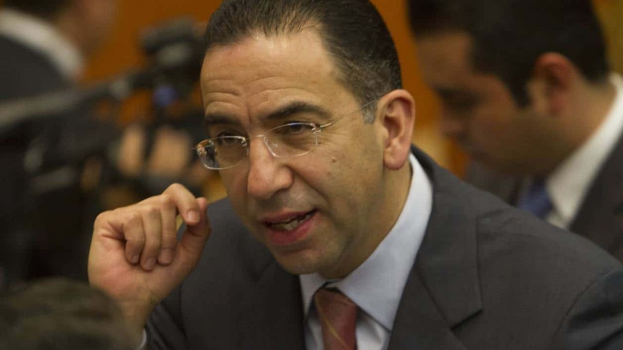 Exfuncionario de Calderón asegura que AMLO irá a EU “a bolear los zapatos” a Trump