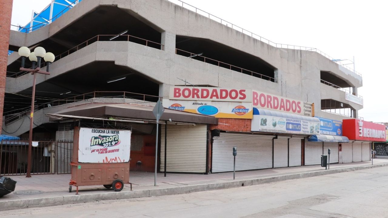Comerciantes organizados buscan la autorización para apertura de sus locales
