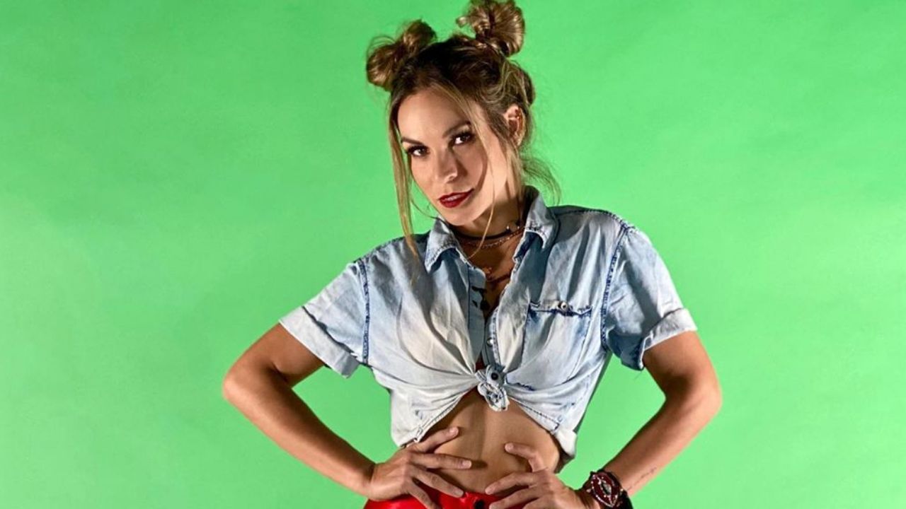 Desde el foro de ‘Guerreros 2020’, Jenny García ‘rompe’ TikTok con sus movimientos