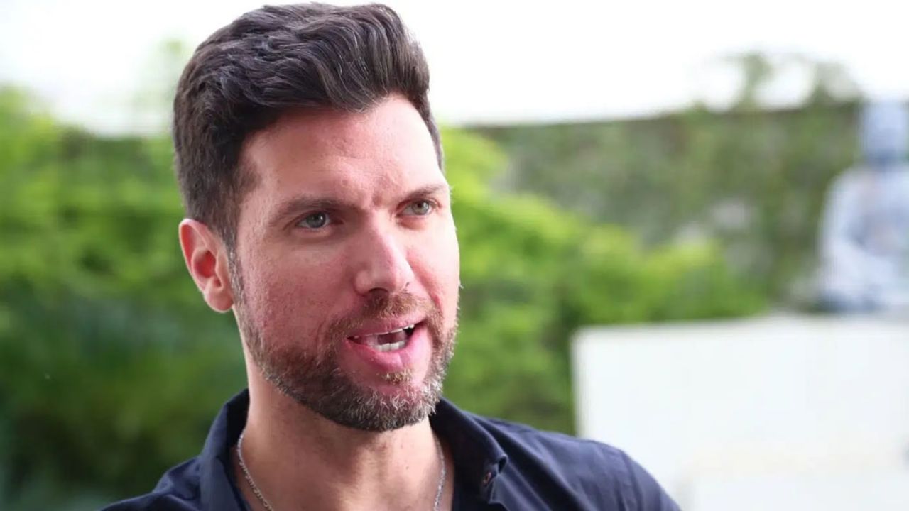 Exactor de Televisa, indignado por el racismo en EU y teme en ser criticado por sus preferencias