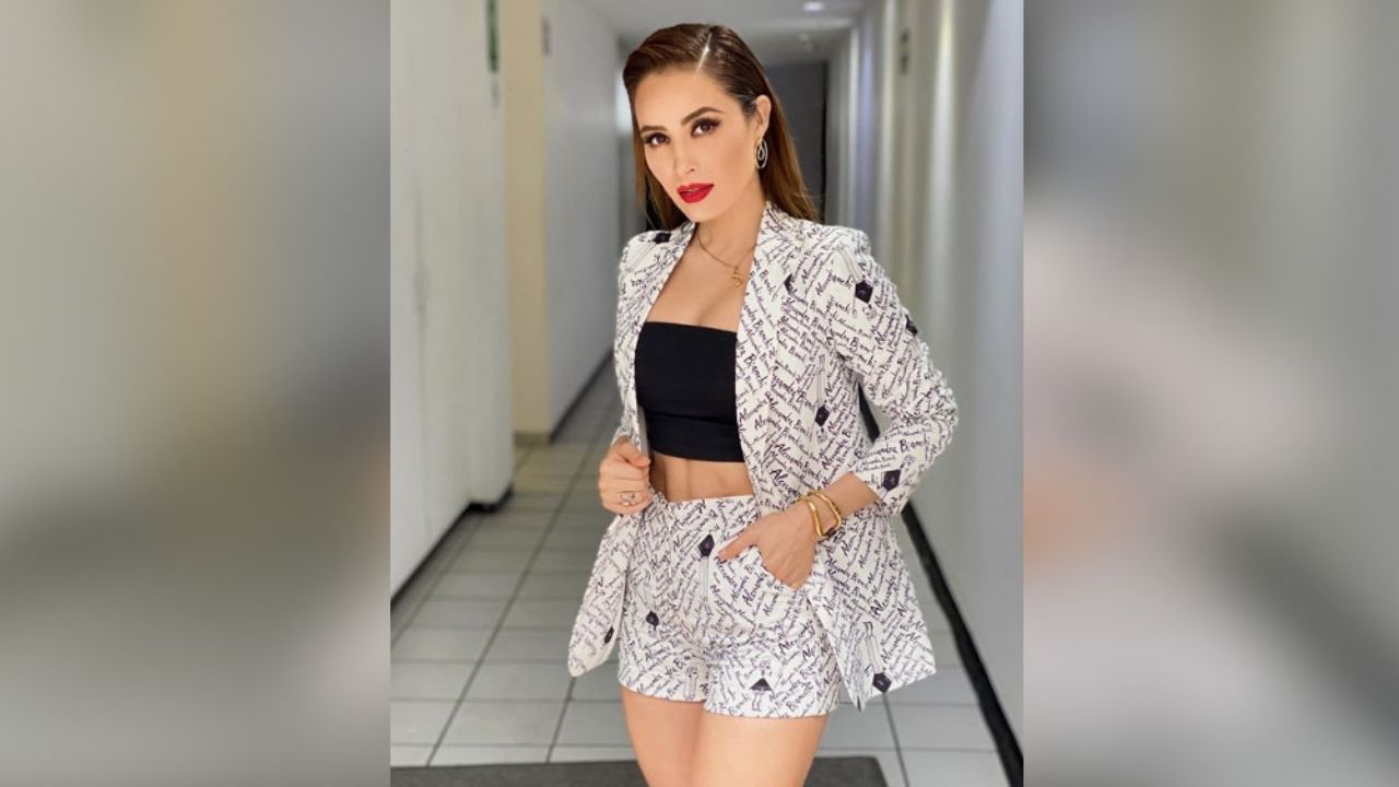 Cynthia Rodríguez en descarado ‘outfit’ alborota a todo Instagram y ‘VLA’