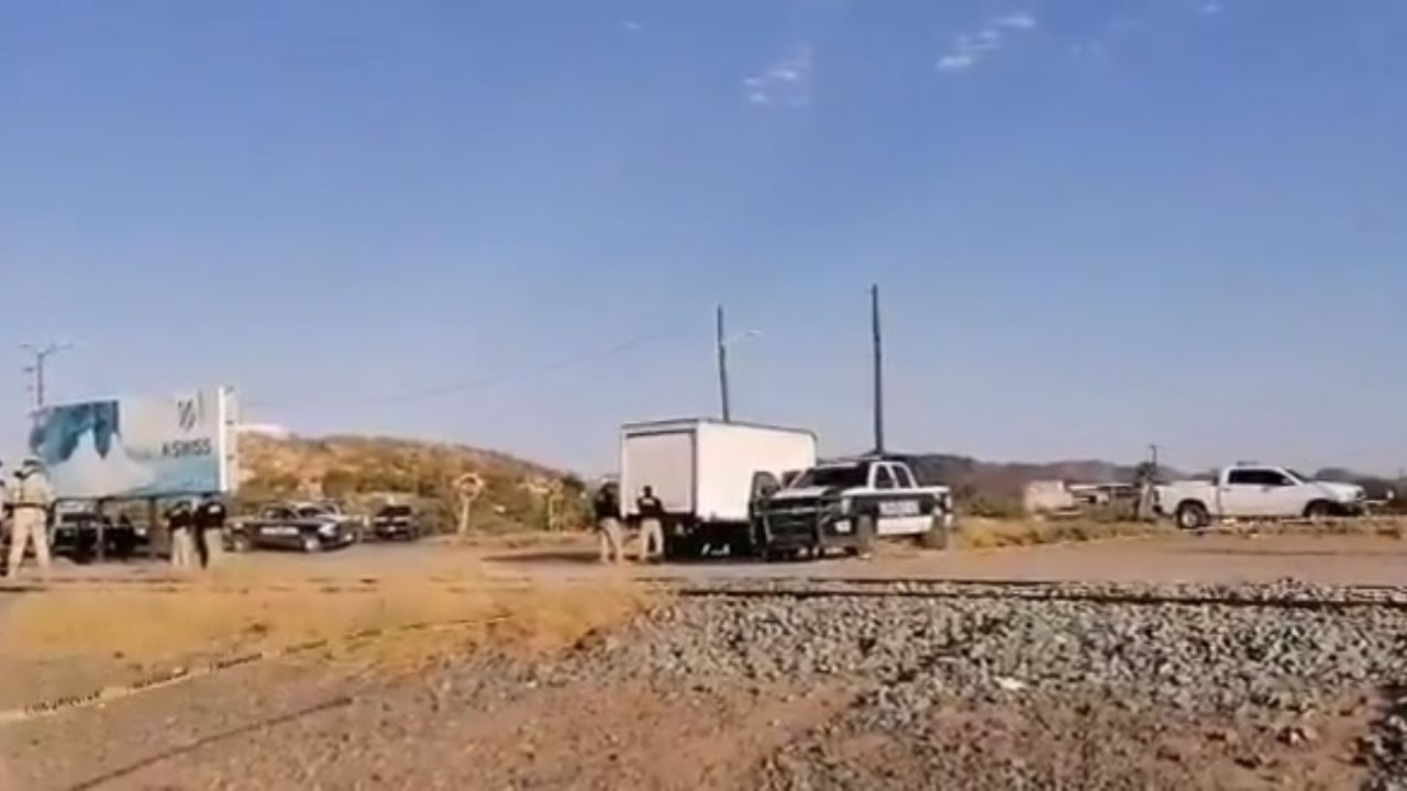 Caborca: Encuentran los restos de cuatro hombres en camión abandonado