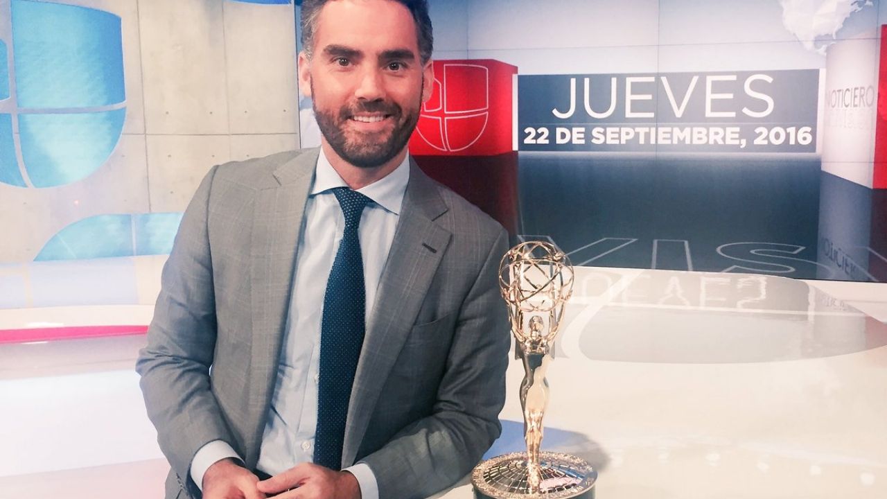 Famoso conductor de Univision se va del canal para unirse a ¿Telemundo?