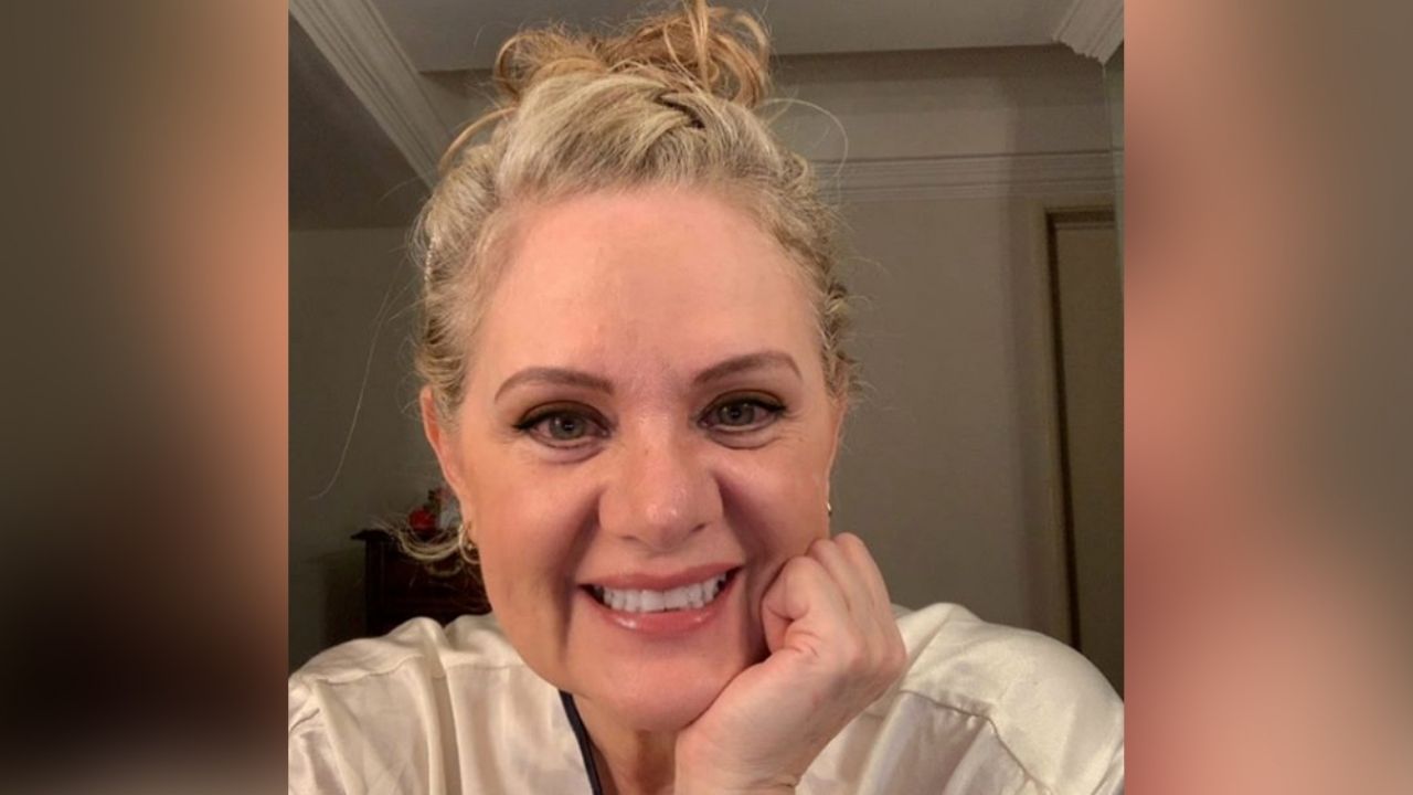 Érika Buenfil enloquece redes con tremenda cachetada a actor de Televisa