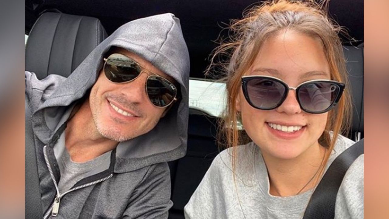 Mauricio Ochmann enloquece a fans al bailar junto a su hija mayor, Lorenza