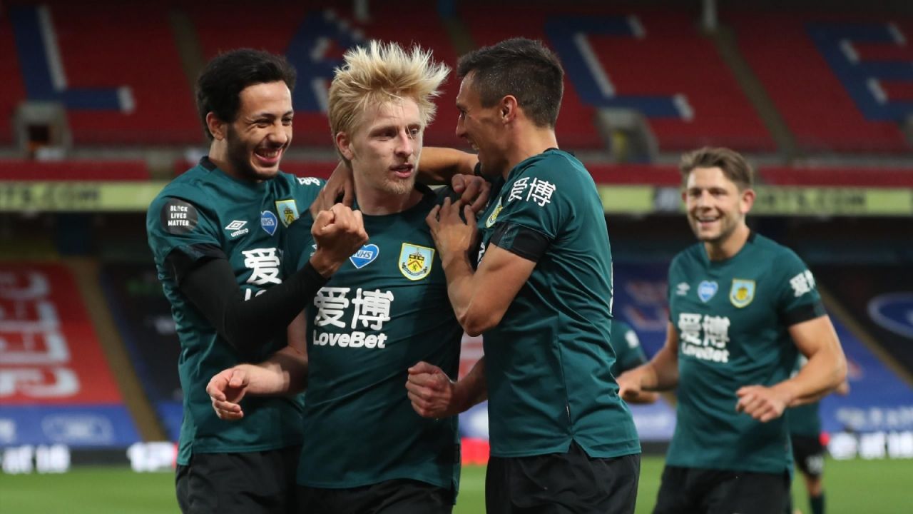 Burnley se acerca a puestos europeos al sacar la victoria contra el Crystal Palace