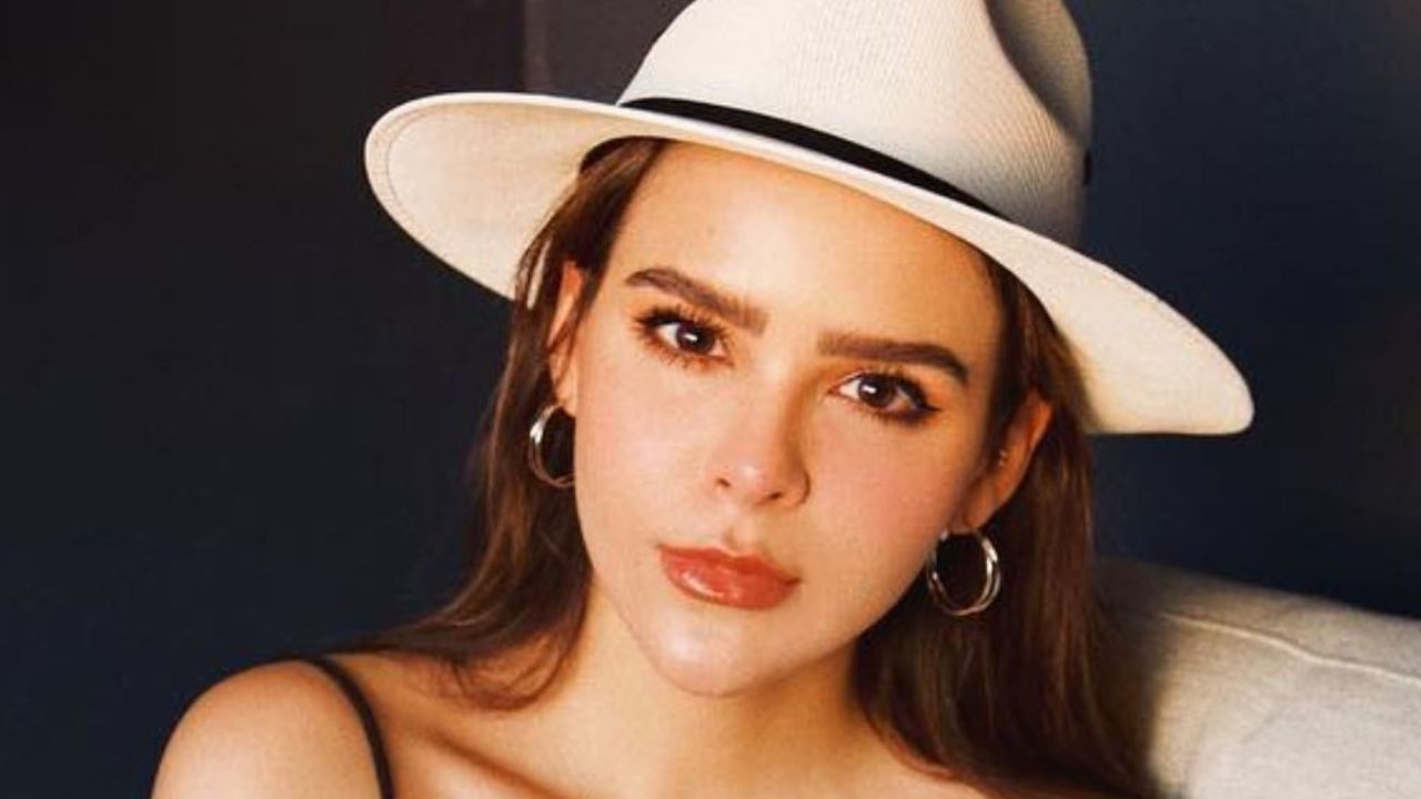 VIDEO: Usuario de TikTok exhibe a Yuya por haberle hecho el feo en el aeropuerto