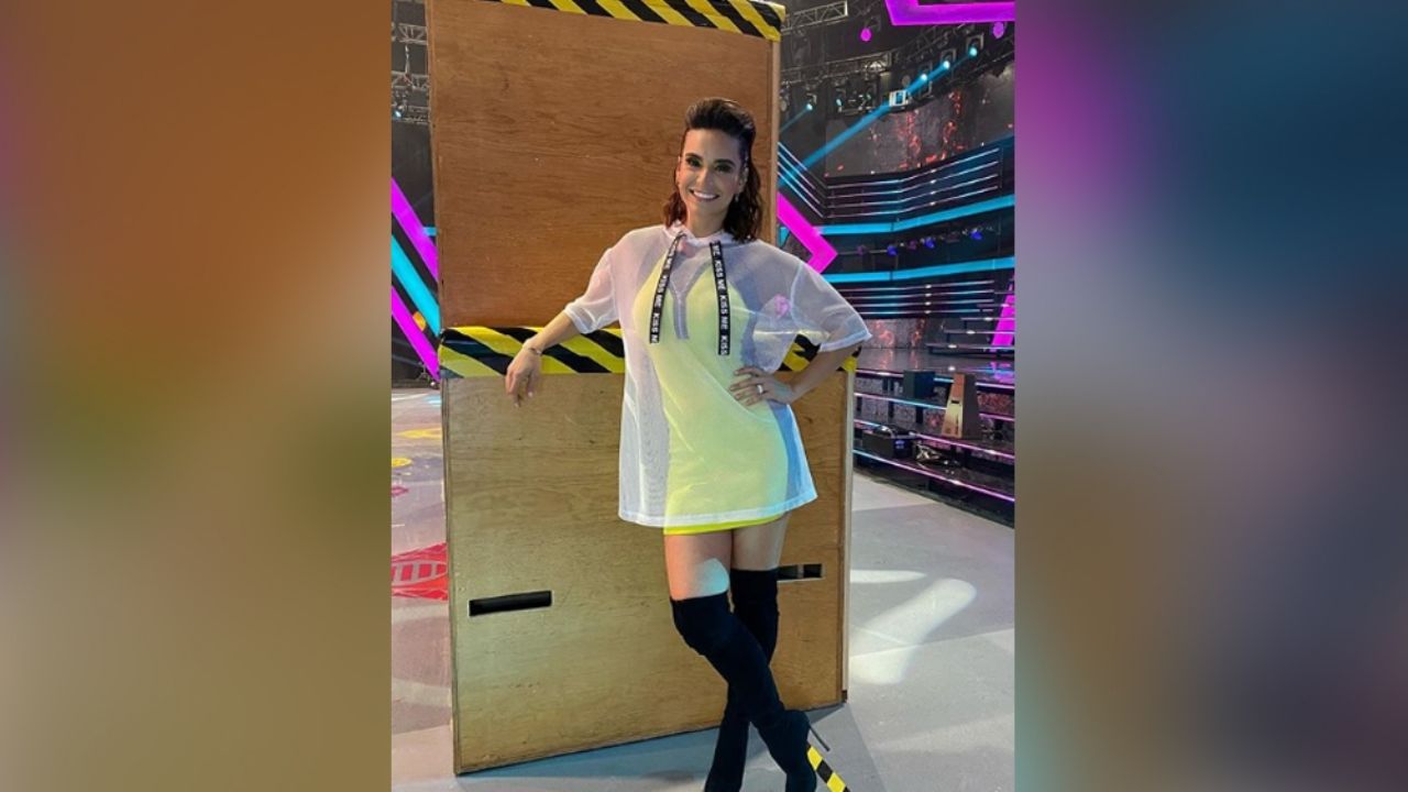 Tania Rincón prende ‘Guerreros 2020’ al estilo de ‘Gatúbela’: “Ardiente”