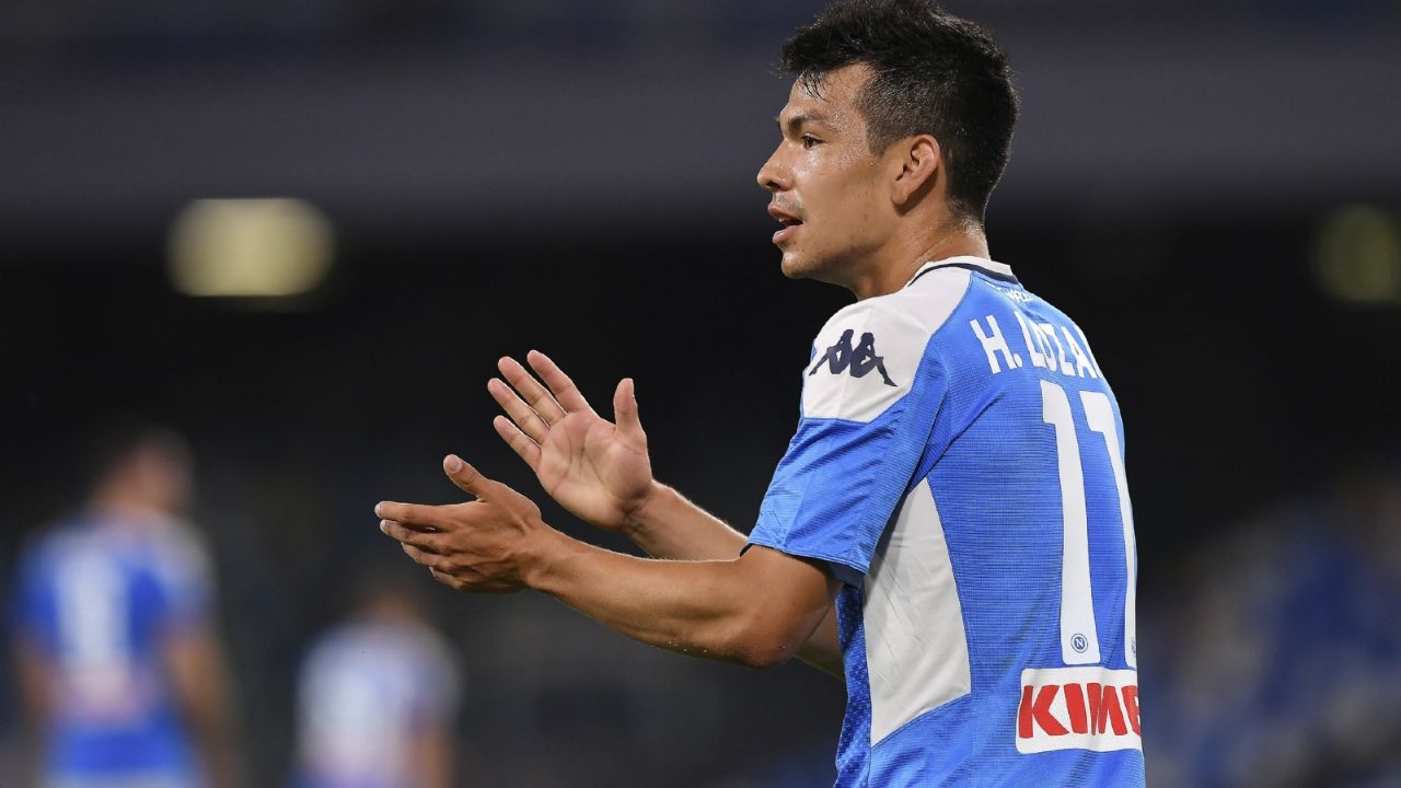 El Napoli pretende prestar al mexicano ‘Chucky’ Lozano… ¡gratis!