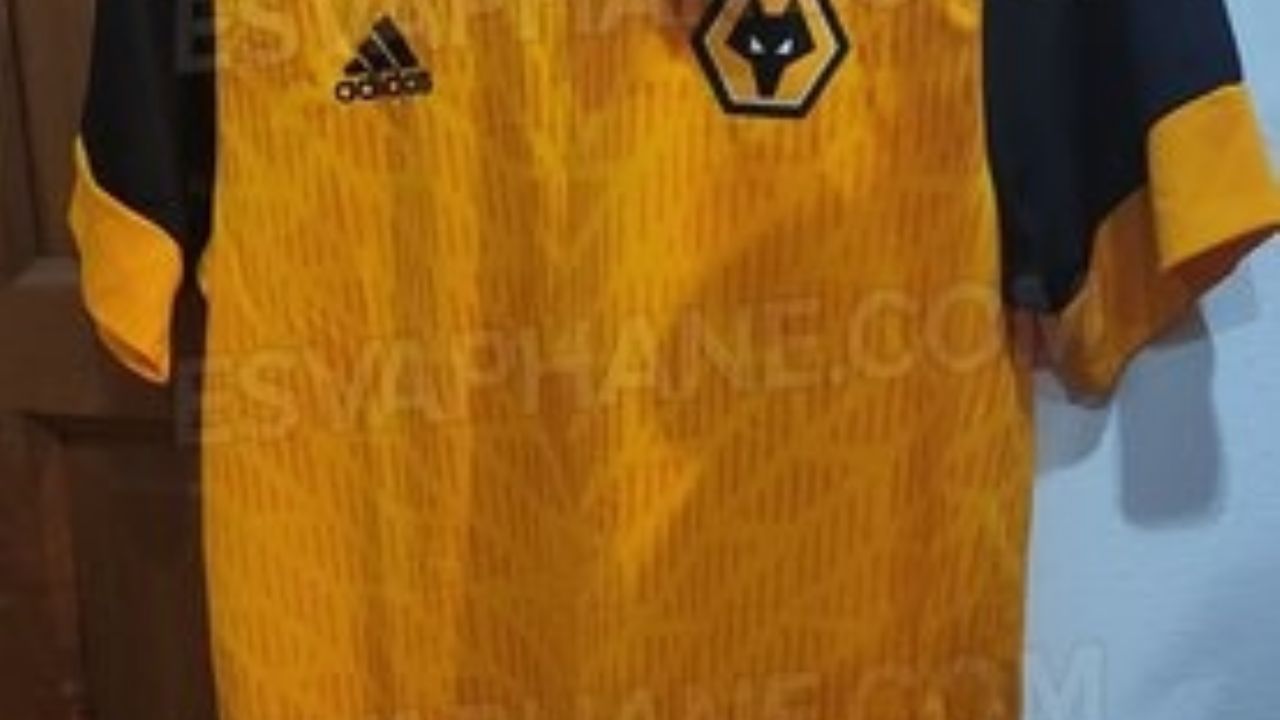 Filtra posible uniforme del Wolverhampton; aficionados lo critican