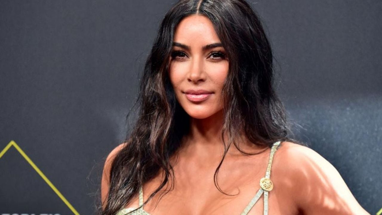 Kim Kardashian abatida por las críticas luego de mostrar su nuevo cambio de ‘look’