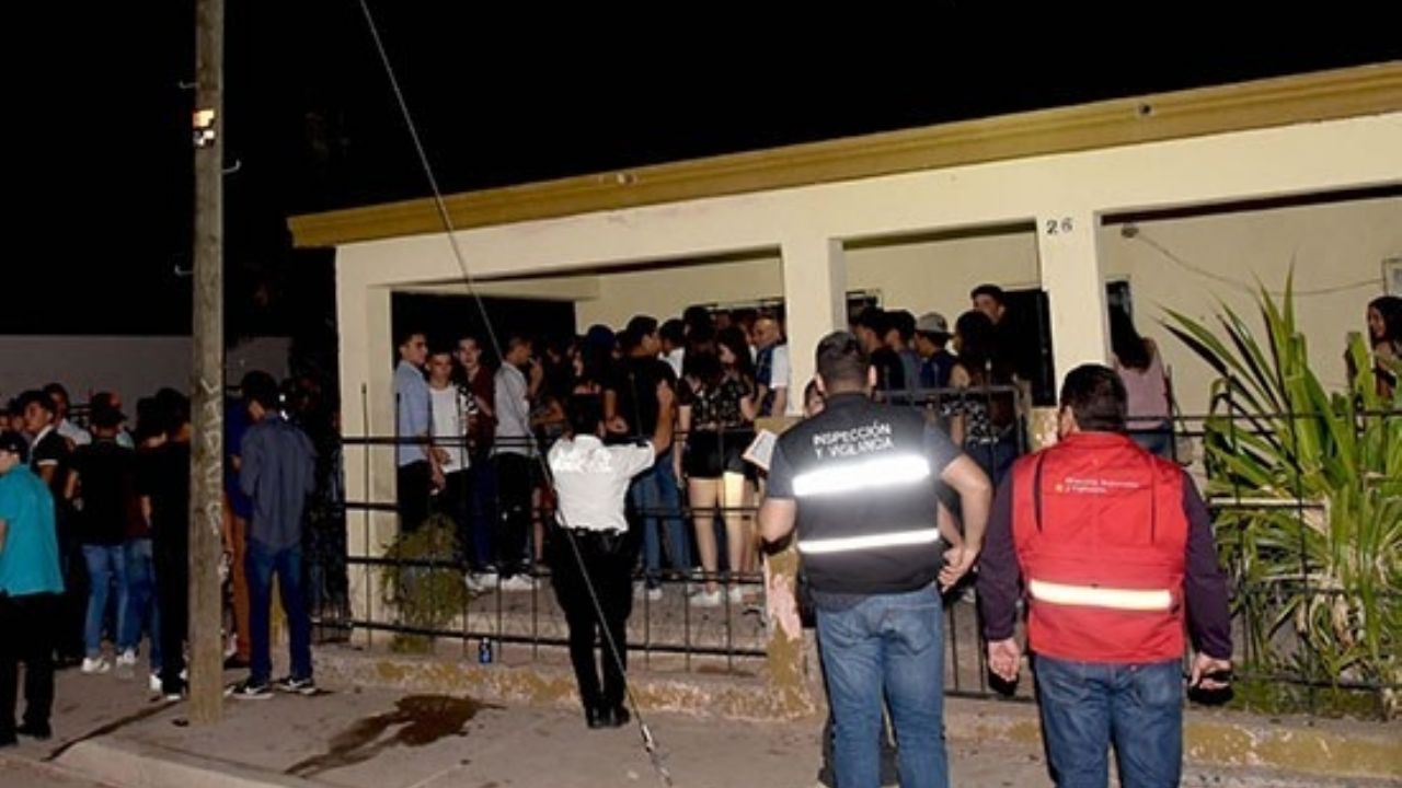 Hermosillenses continúan con fiestas pese a los altos contagios de Covid-19