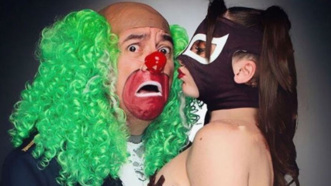 Ingrid Brans ‘La Reata’ se quita la ropa en el baño y lo muestra en Instagram