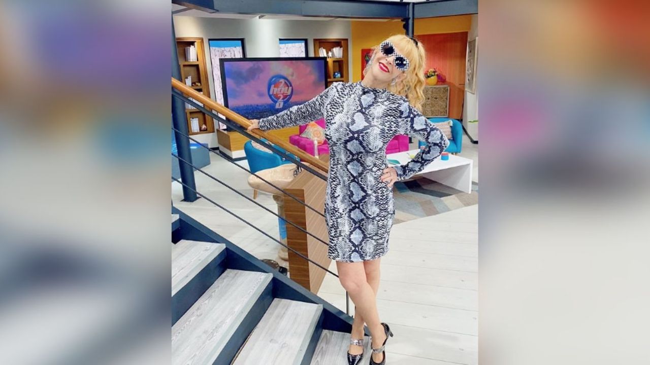 Shanik Berman conquista ‘Hoy’ con sus ‘extravagantes outfits’: “Le gana a Chapoy”