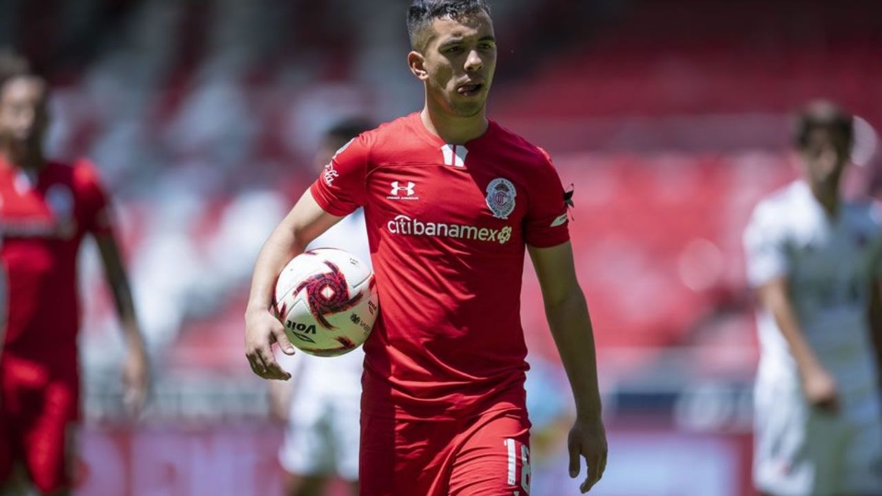 Leo Fernández atrasa debut; no jugará la Copa por México con Tigres