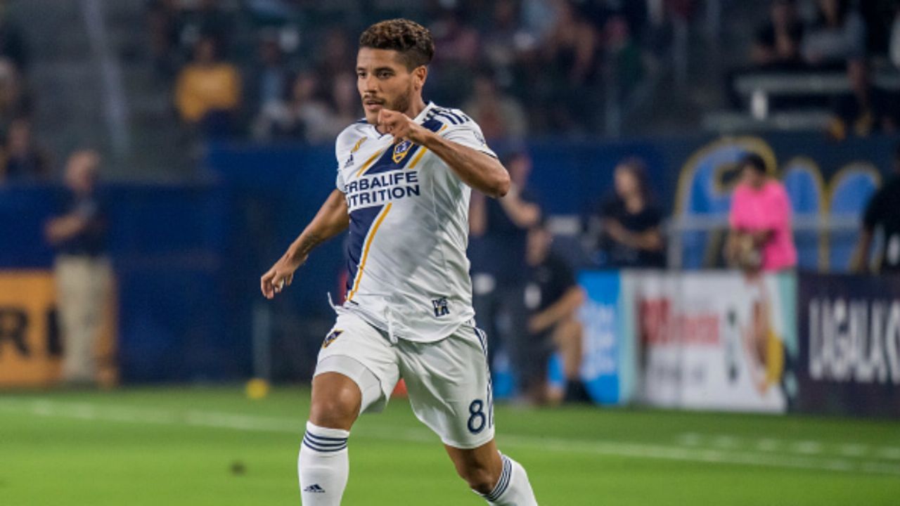 Jonathan Dos Santos se perderá el regreso de la MLS debido a una lesión