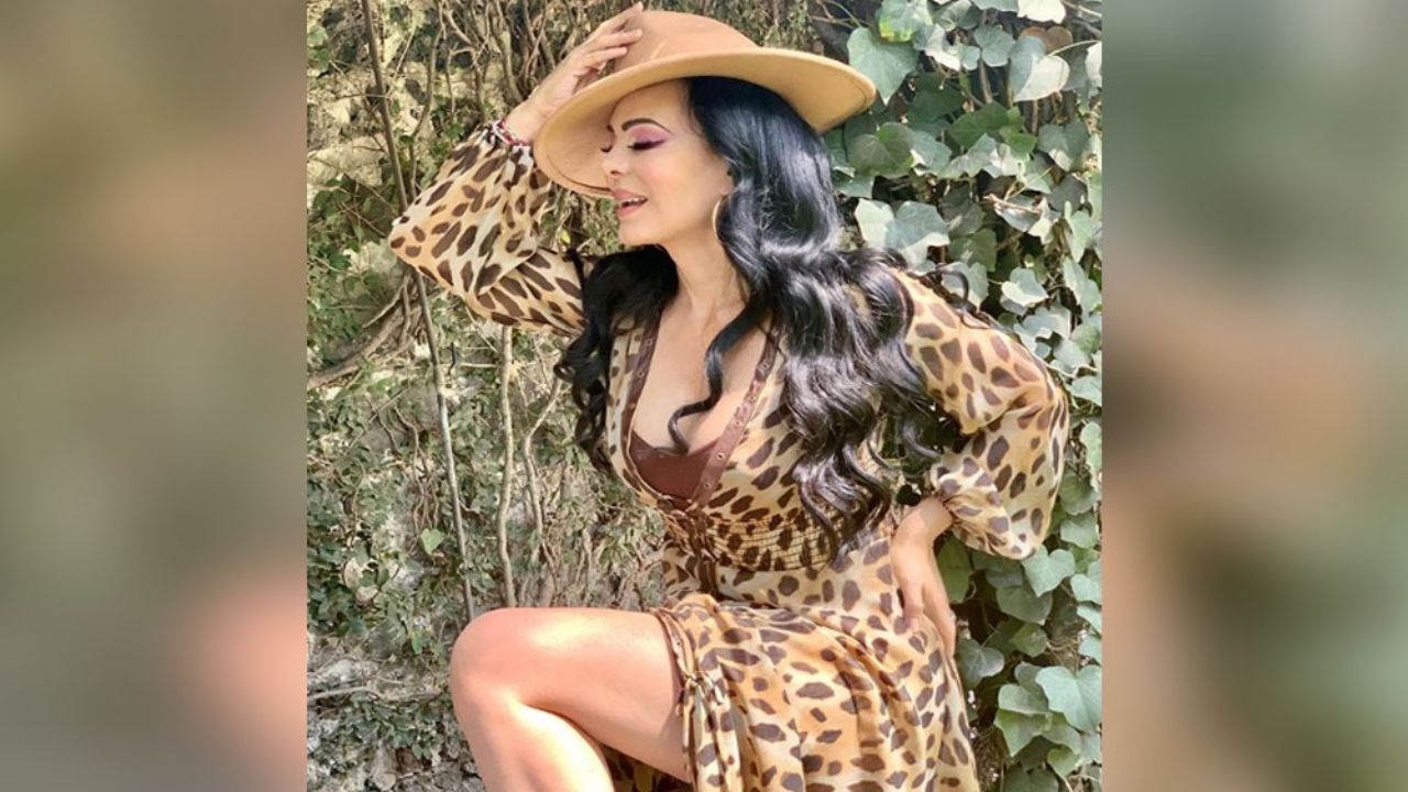 ¡Sin pudor! Maribel Guardia, a punto de ser traicionada por su vestidazo