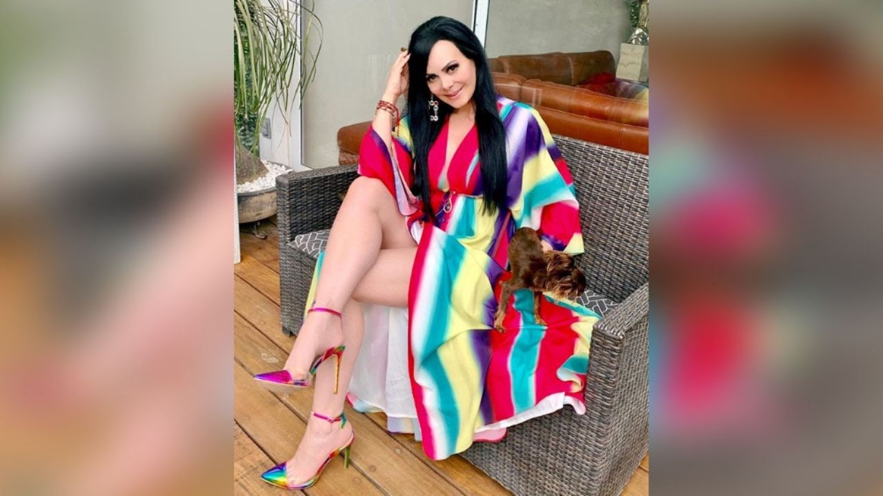 “Doña truquitos”: Maribel Guardia luce envidiable cintura ¡gracias a la faja!