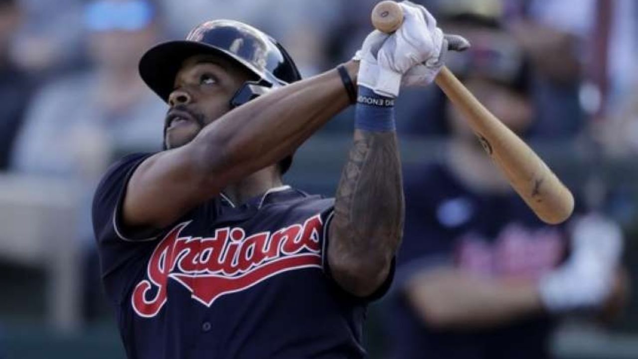 Delino DeShields de los Indios de Cleveland arroja positivo por covid-19