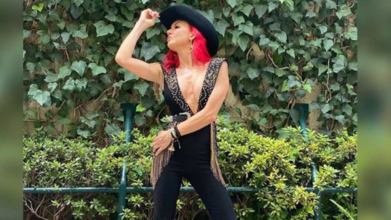 Michelle Vieth causa furor con provocativo escote y presume su regreso a Televisa en Instagram