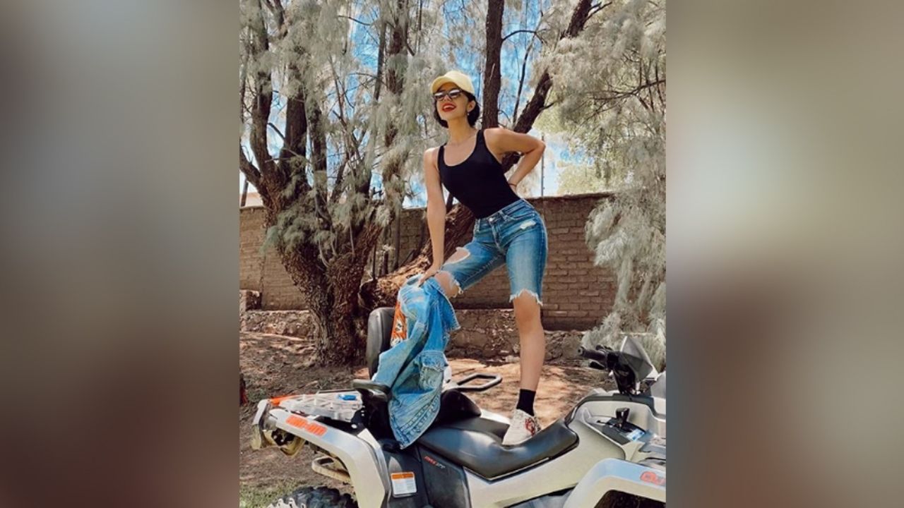 Ángela Aguilar derrite Instagram con candente baile en diminuto top y ajustados leggings