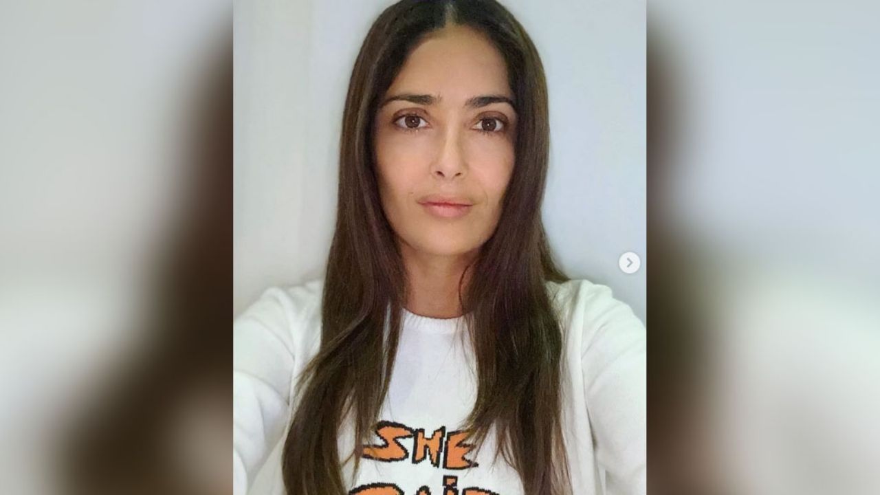 A sus 53 años, Salma Hayek muestra como luce al natural: “Eres horrilinda”