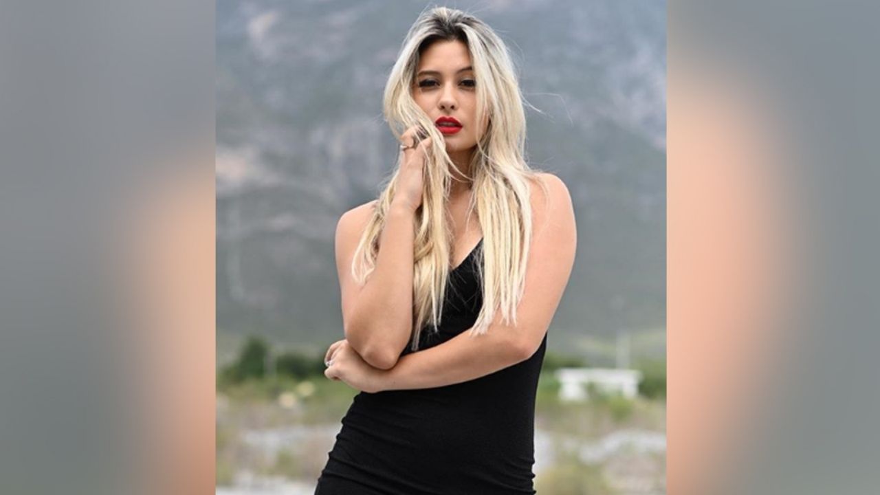 Issa Vegas en tan solo un camisón negro ha deleitado a fans con coqueto baile