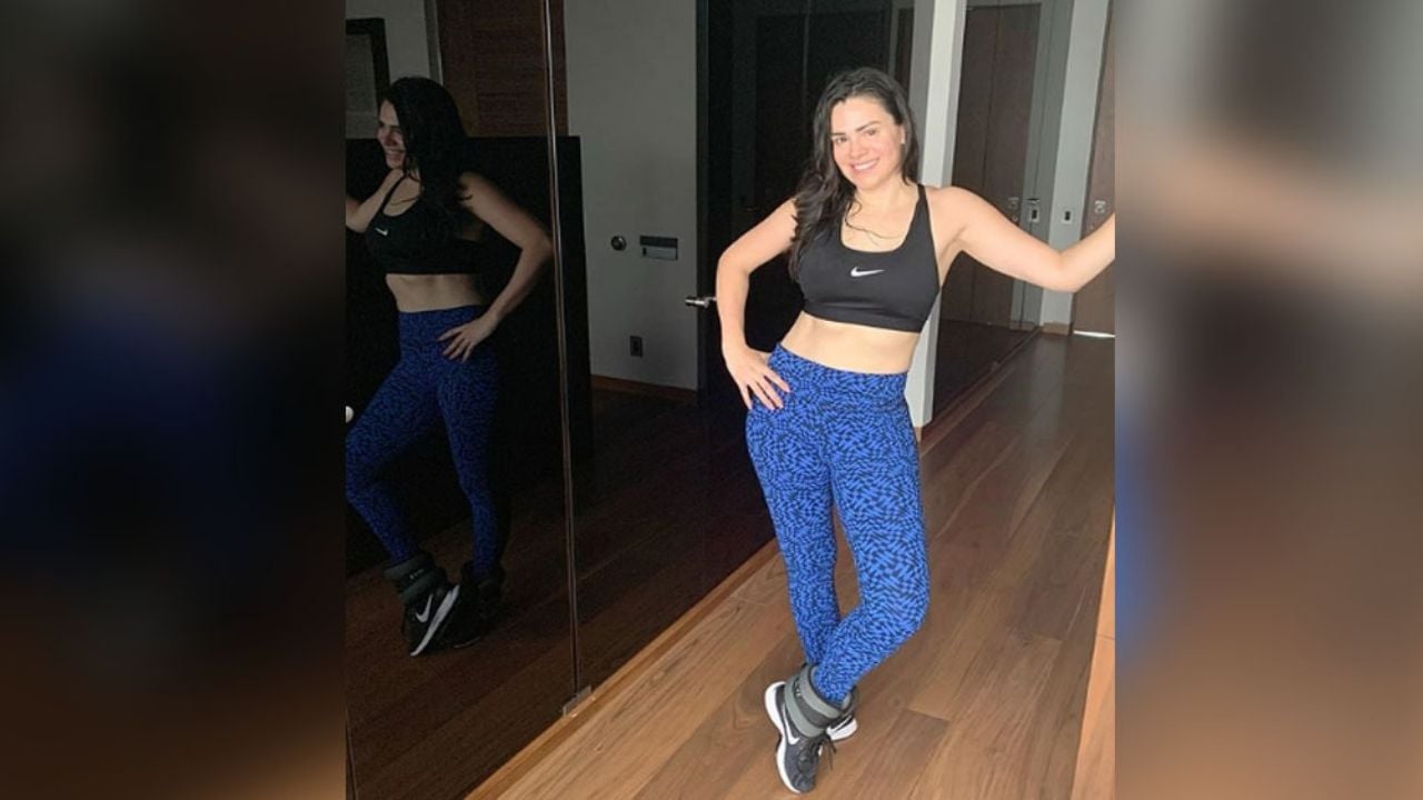 Luz Elena González presume los resultados al posar despeinada y bañada en sudor