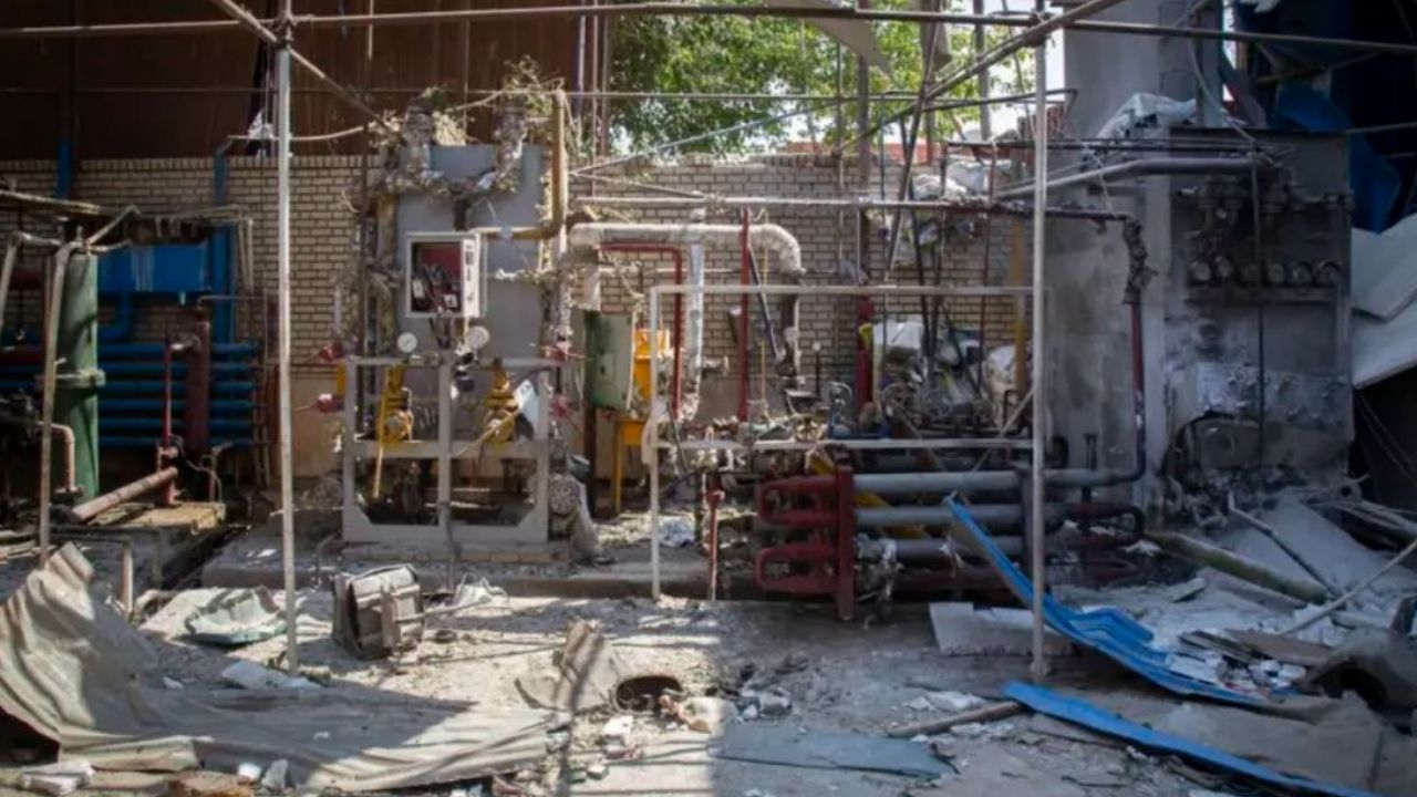 Al menos dos muertos y tres heridos deja una explosión en una fábrica de Teherán