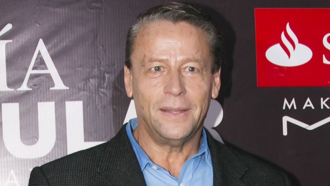 Alfredo Adame hace a un lado las polémicas y ayuda a niños y mujeres con cáncer