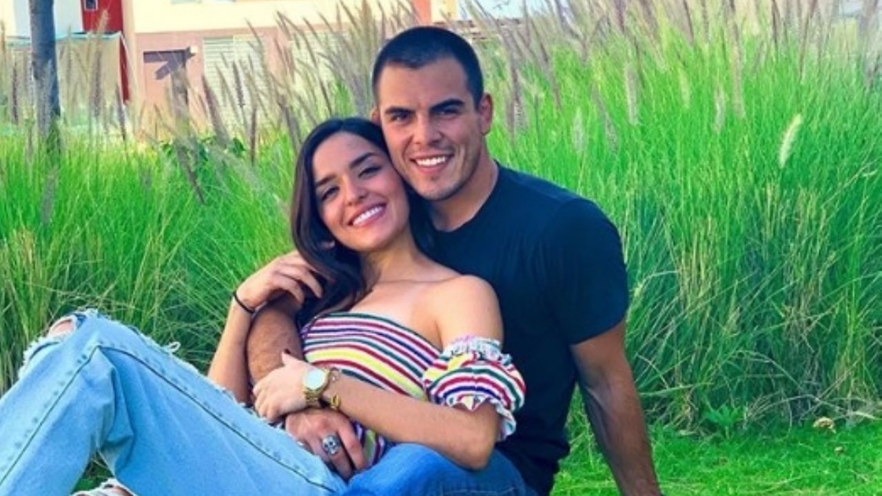 La parejita de ‘Exatlón’, Casandra y Yomi, regresan más enamorados de su romántico viaje a Cancún