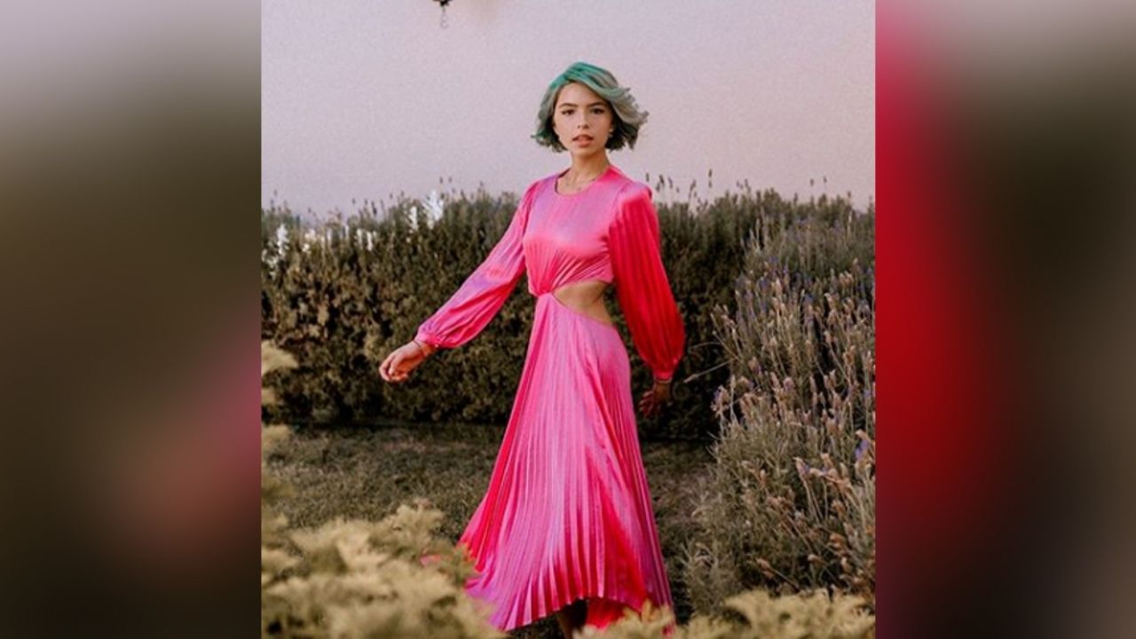 Ángela Aguilar enamora a todo Instagram en ‘look’ de Selena Quintanilla: “Bella”
