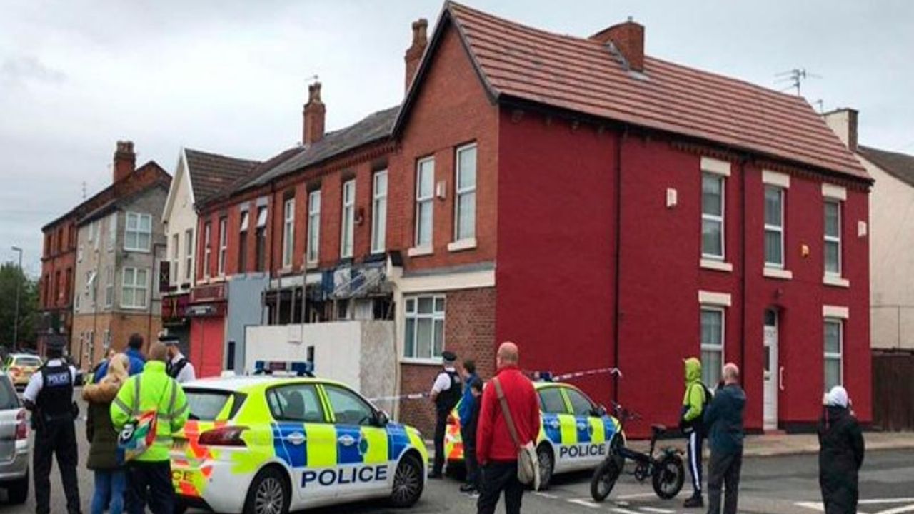 Mujer armada con un cuchillo es herida de bala por la Policía de Liverpool