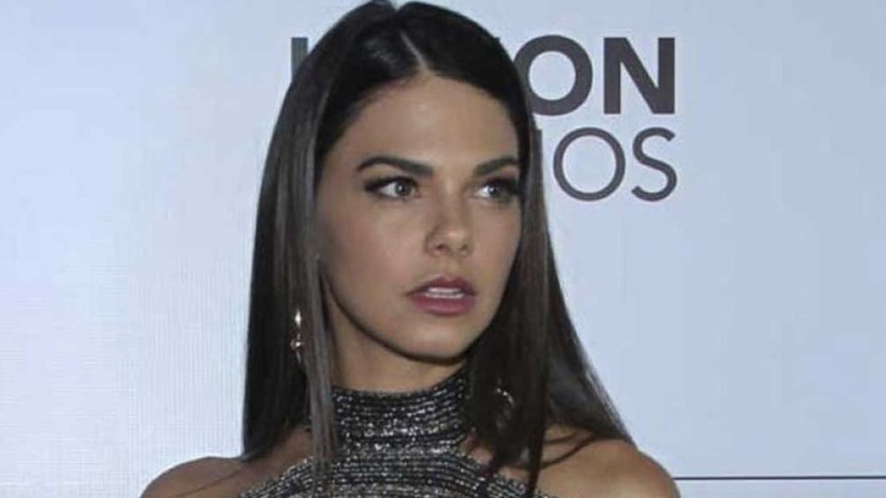 “Es un perro en la calle”: Político acusado de ayudar a Livia Brito la destroza en ‘VLA’