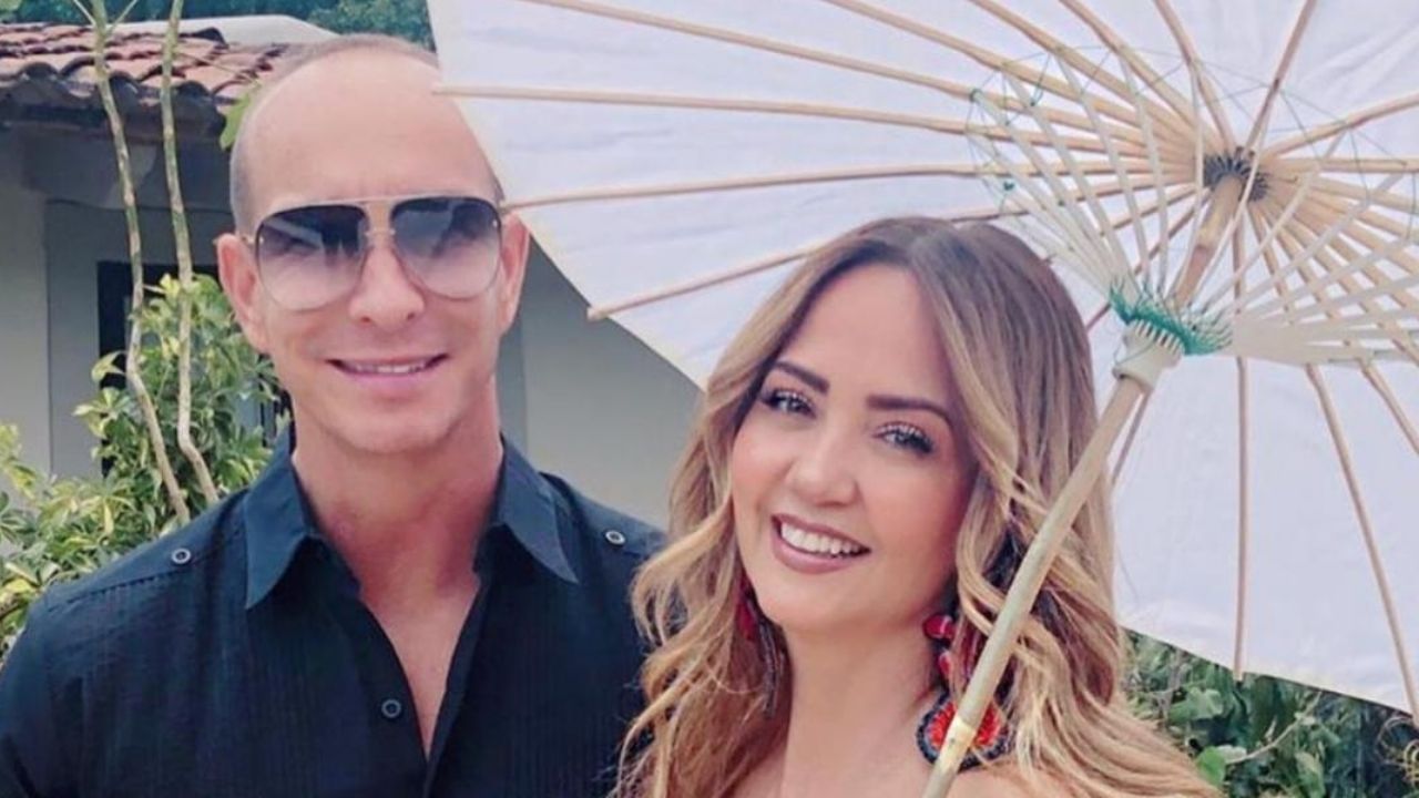 “No somos la pareja perfecta”: Erik Rubín se sincera sobre su relación con Andrea Legarreta