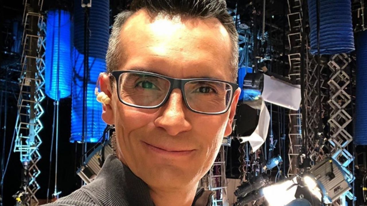 Sergio Sepúlveda, conductor de ‘VLA’, luce irreconocible en foto de su niñez
