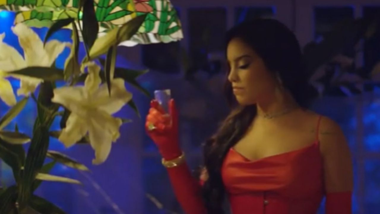 Kimberly Loaiza arrasa en YouTube al estrenar video de ‘Me Perdiste’: “Guapísima”