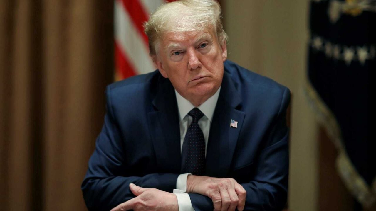 ¿Amigos? Trump agradece al muro con México por detener al Covid-19