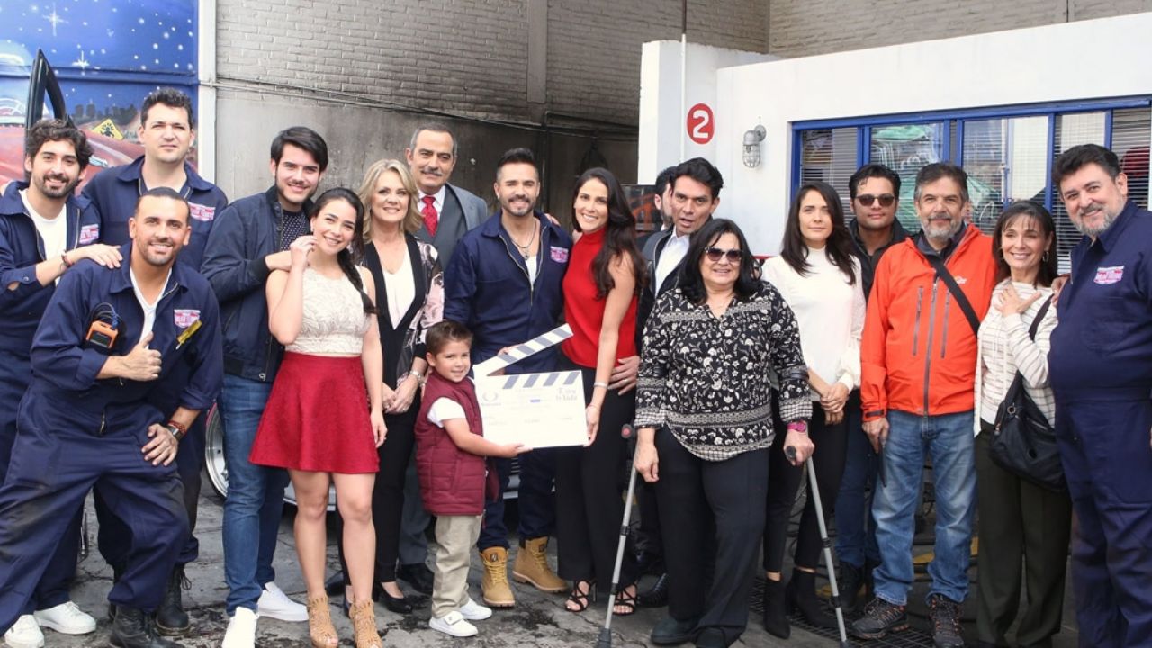 ¿Romance en Televisa? Actores dan la cara en ‘Hoy’ y revelan si tienen una relación