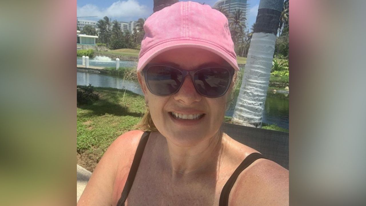 Érika Buenfil ‘rompe’ TikTok tras vivir vergonzoso momento al querer ligar en playas de Acapulco