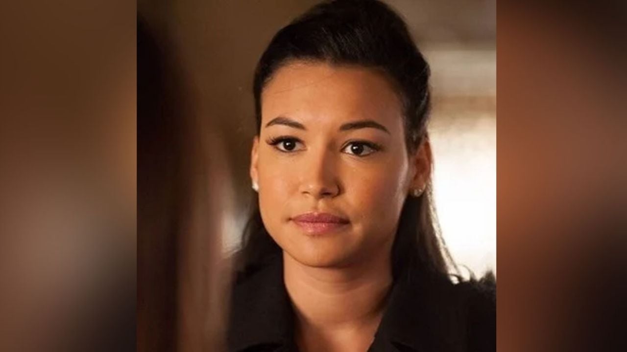 Madre de Naya Rivera acude al lugar donde desapareció su hija para rezar por ella