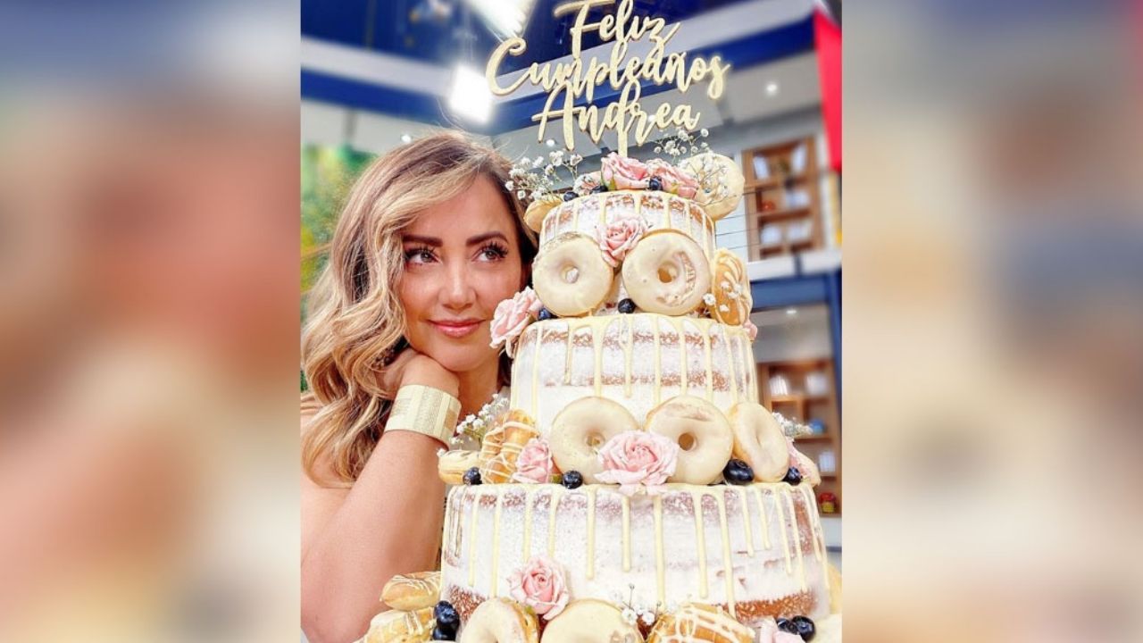 Andrea Legarreta es la burla por sus festejos de cumpleaños adelantado: “¿Otro pastel?”