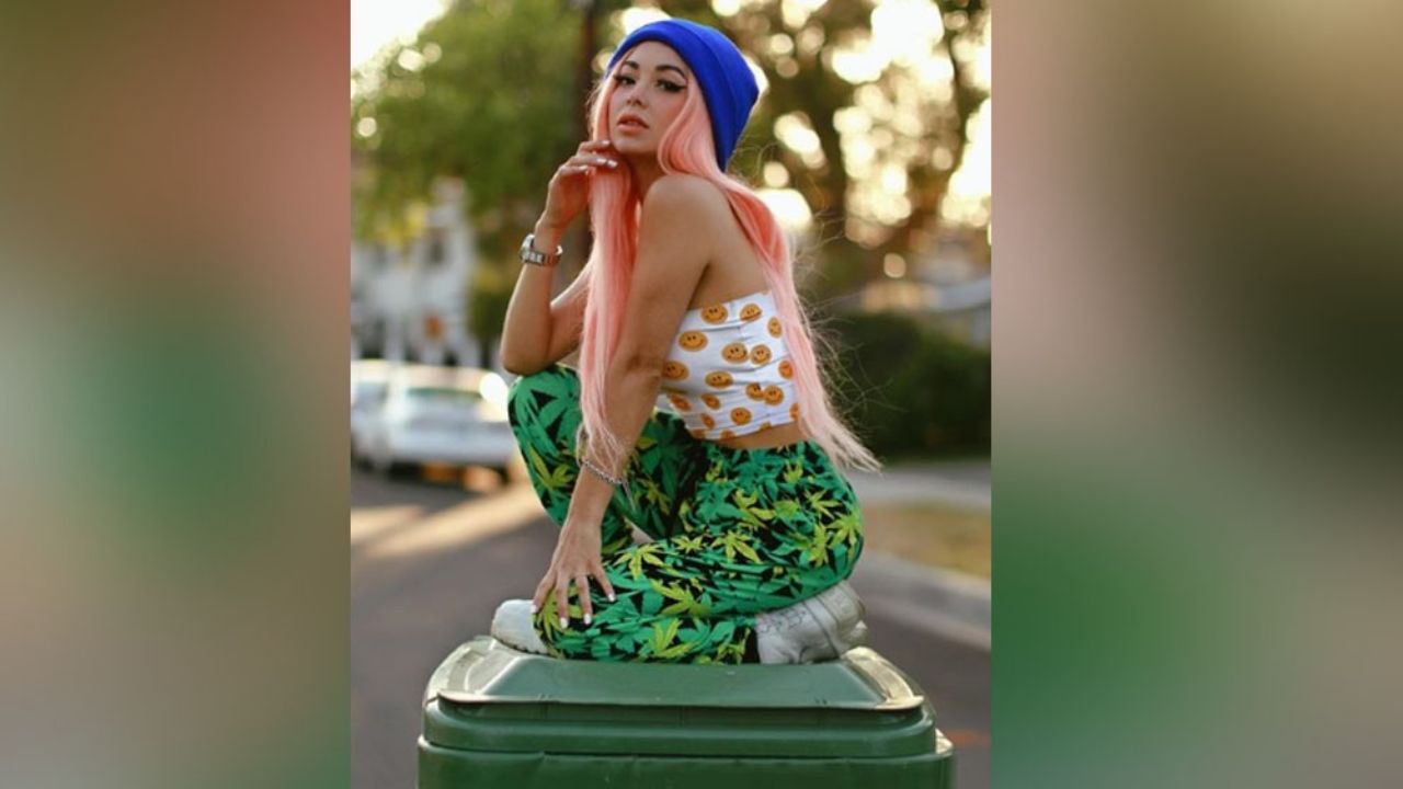 Caeli enamora a sus fans al realizar una pequeña función de circo en Instagram