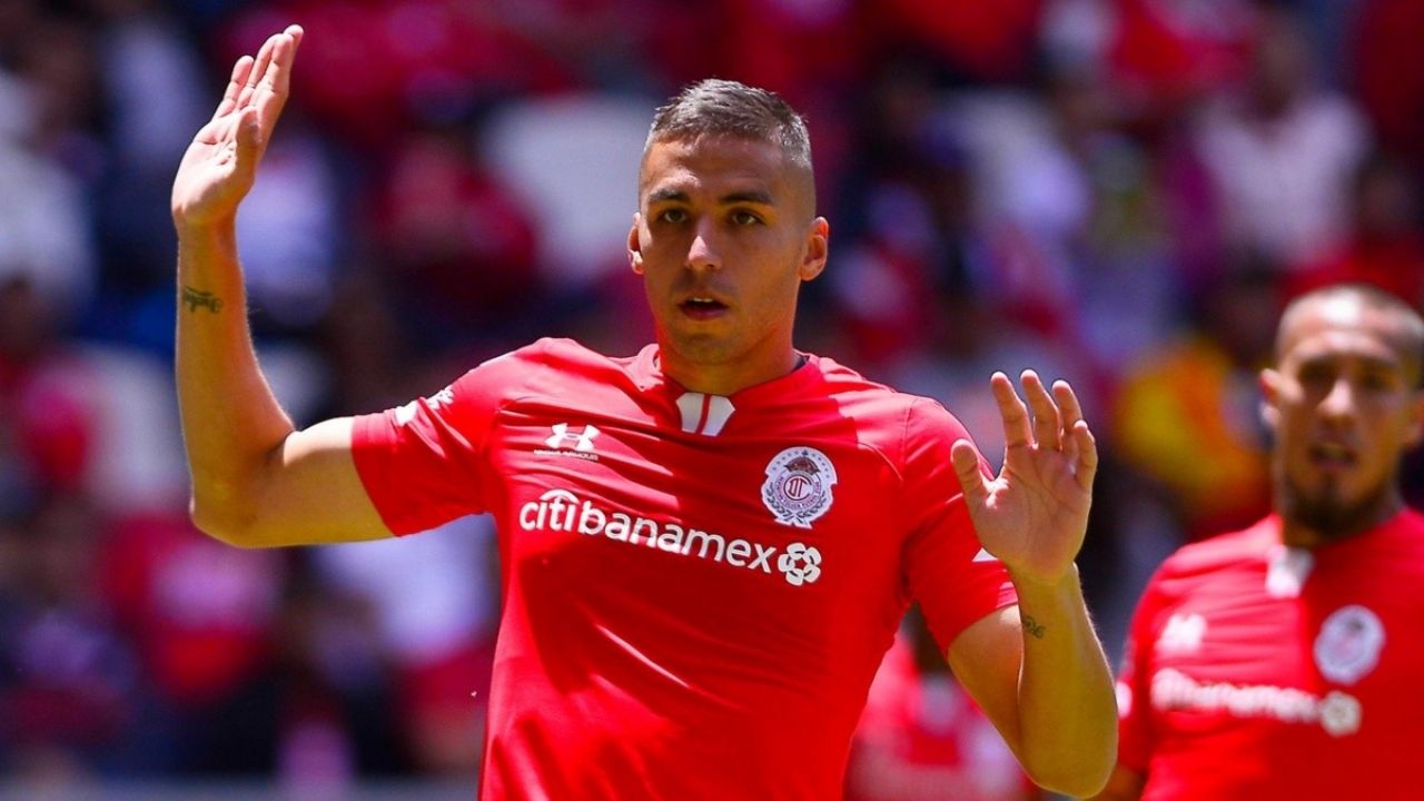 Defensa del Toluca afirma que fue obligado a entrenar con Covid-19